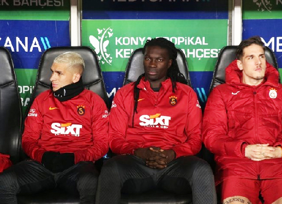 Galatasaray'da balon söndü sönecek! Yönetimden flaş hamle...