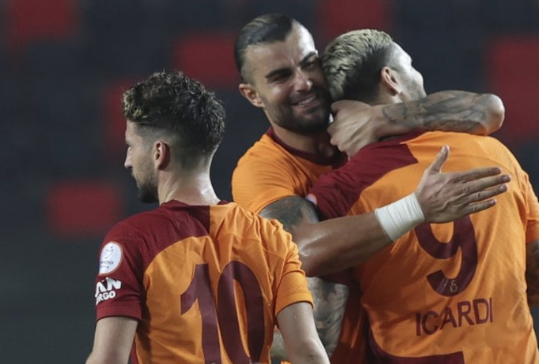 Foto - Galatasaray'da beklenen açıklama yapıldı ve Icardi... Çok şaşıracaksınız...