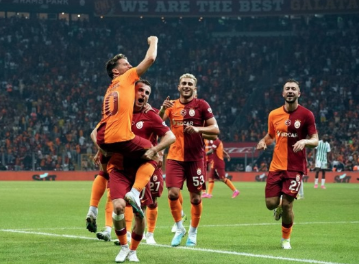 Foto - Galatasaray'da beklenmedik ayrılık! Ne büyük umutlarla gelmişti...