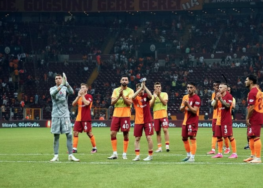 Foto - Galatasaray'da beklenmedik ayrılık! Ne büyük umutlarla gelmişti...