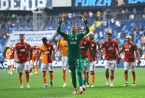 Foto - Galatasaray'da biletler kesildi! 3 ayrılık birden...