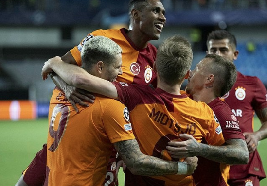 Foto - Galatasaray'da bir ayrılık daha! Berkan Kutlu sonrası o da gidiyor... Çağrısı yapıldı