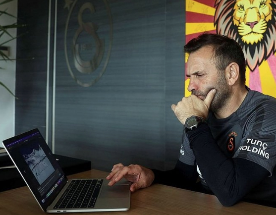 Foto - Galatasaray'da büyük operasyon başlıyor! Okan Buruk'tan neşter...