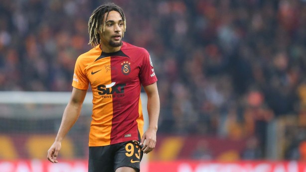 Foto - Galatasaray'da büyük şok! Tam bir felaket! Taraftar, bu gelişmeyi duyduğunda deliye dönecek