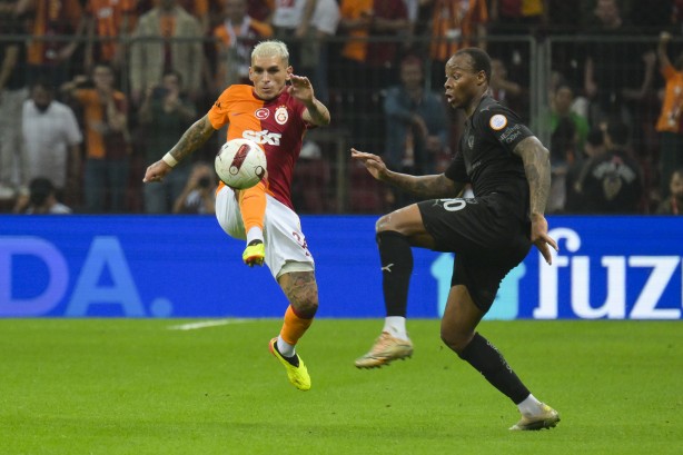 Foto - Galatasaray'da flaş gelişme! Karar alındı! Ve beklenen transfer yazın gerçekleşecek...