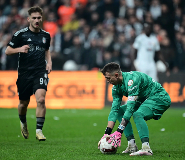 Foto - Galatasaray'da flaş gelişme! Muslera için karar verildi...