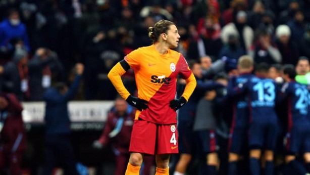 Foto - Galatasaray'da gönderilecek isimler belli oldu