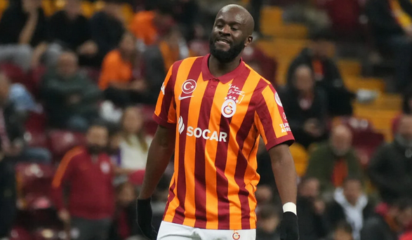 Foto - Galatasaray’da hamburgerci dönemi sona erdi! Gözün aydın Galatasaray taraftarı!