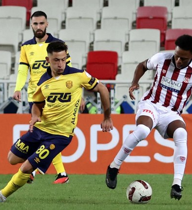 Foto - Galatasaray'da herkes şoke oldu! FIFA'ya şikayet edildi! Geliyorlar...