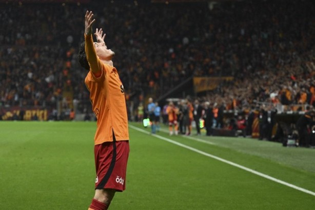 Foto - Galatasaray'da ilk ayrılık belli oldu!