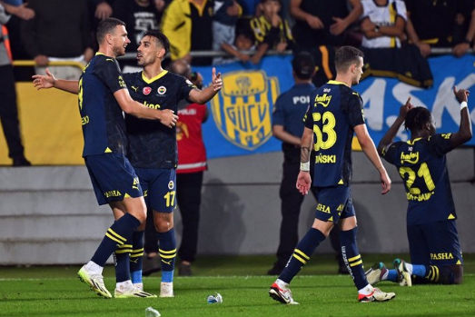 Foto - Galatasaray'da istenmemişti şimdi Fenerbahçe'ye geliyor! Transferde son hafta bombası