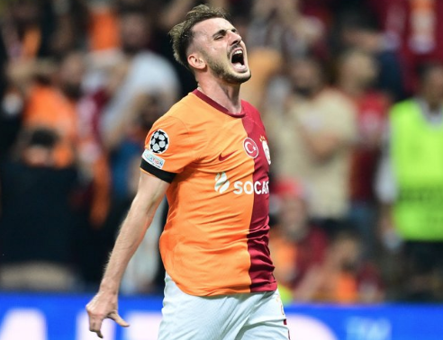 Foto - Galatasaray'da karar verildi! 2 sözleşme yenileme 1 veda...