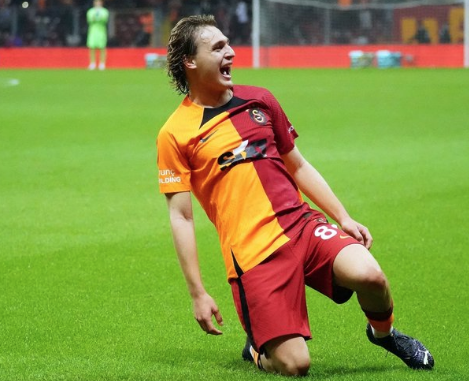 Foto - Galatasaray'da karar verildi! 2 sözleşme yenileme 1 veda...