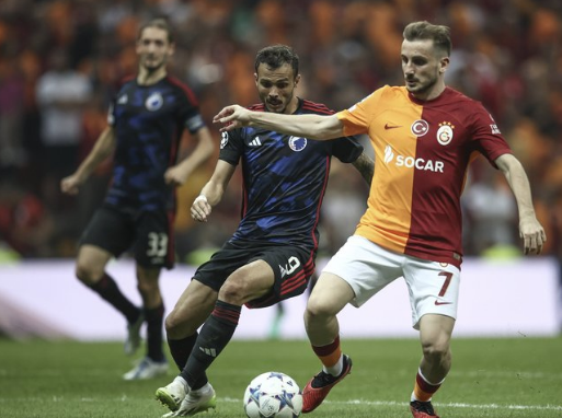 Foto - Galatasaray'da karar verildi! 2 sözleşme yenileme 1 veda...