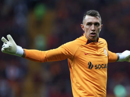 Foto - Galatasaray'da karar verildi! 2 sözleşme yenileme 1 veda...