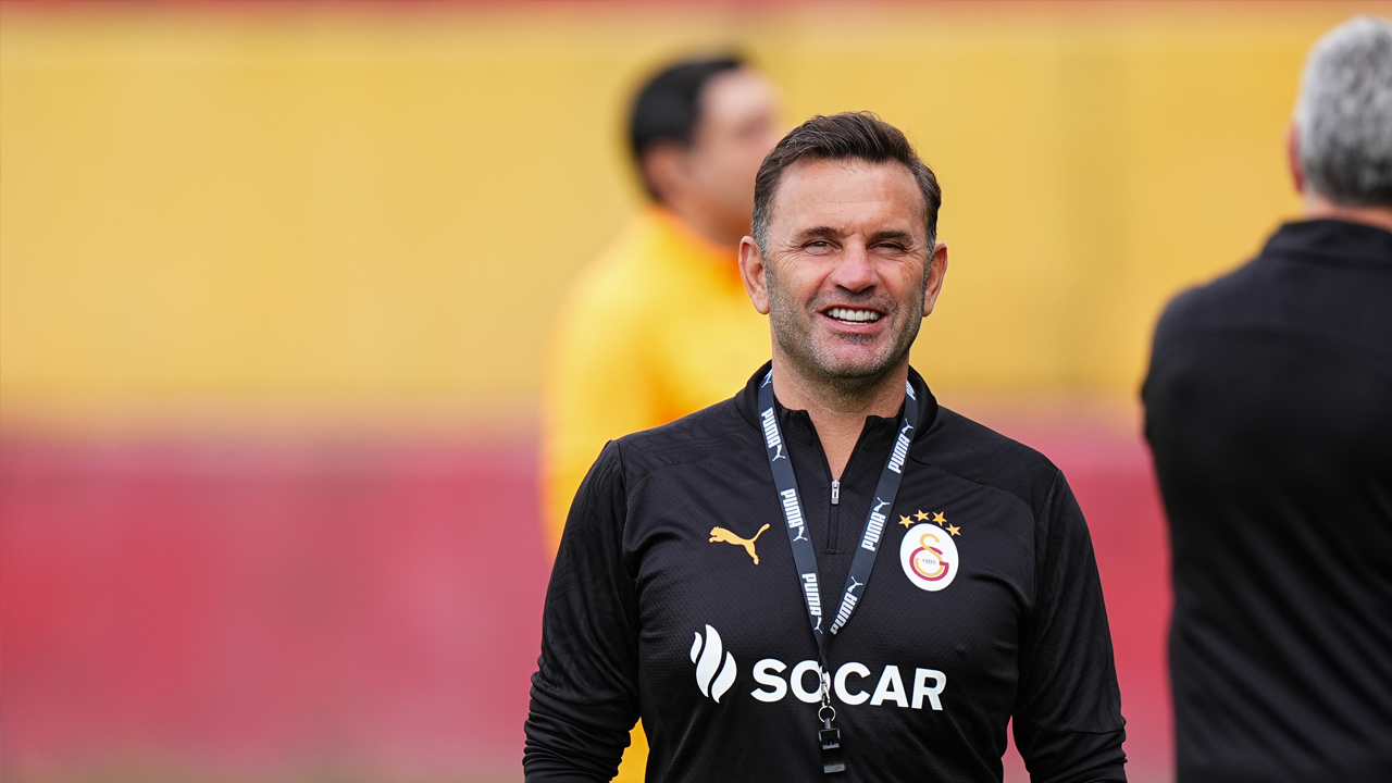 Foto - Galatasaray’da kimse bunu beklemiyordu! Okan Buruk’un göz bebeğini… Maalesef iddialar doğru çıkabilir: Kararını duyurdular…