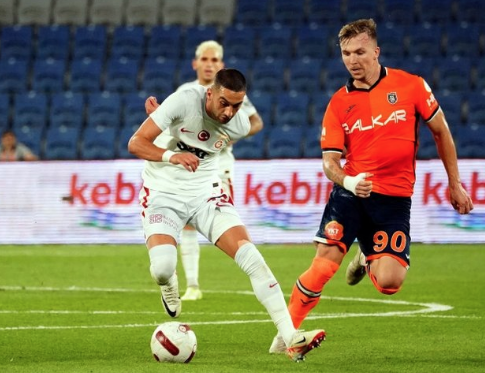 Galatasaray'da Manchester öncesi büyük kriz! Herkes şok olacak.. Ne umutlar bağlanmıştı oysa ki!