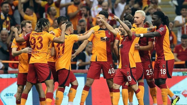 Galatasaray'da Okan Buruk'tan radikal karar! Yeni planlama şaşırttı…