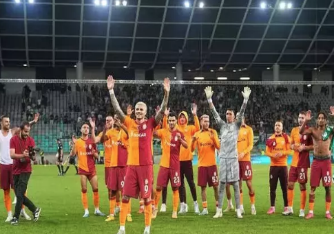 Foto - Galatasaray’da Okan Buruk’un hamlesi! Arkasında bakın kim var: Rakam tamı tamına 40 milyon TL…