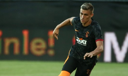 Foto - Galatasaray'da Okan Buruk'un sol bek şaşkınlığı! Bu gelişmeye kendisi bile inanamadı