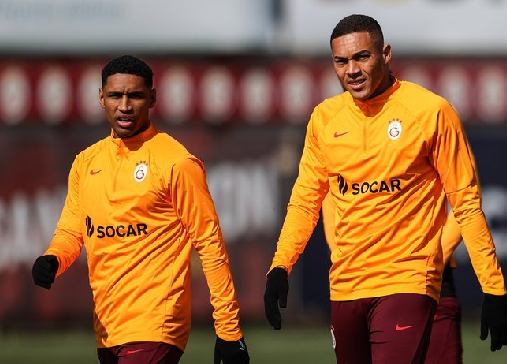 Foto - Galatasaray’da ortalığın yangın yerine dönmesi an meselesi! Okan Buruk’tan kahreden itiraf geldi ve artık misafir… 