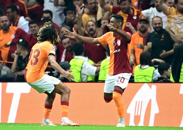 Foto - Galatasaray'da Şampiyonlar Ligi sonrası ipler koptu! Okan Buruk'tan 3 yıldıza kesik