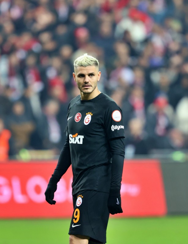 Foto - Galatasaray’da sezon sonu bu oyuncu tutmak artık imkansız! Bakalım bundan sonra ne olacak?