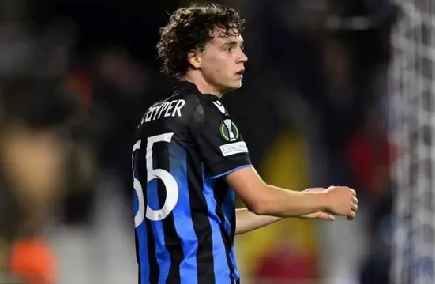 Galatasaray’da sol bek bombası patlamak üzere: Okan Buruk ısrarla istiyor…