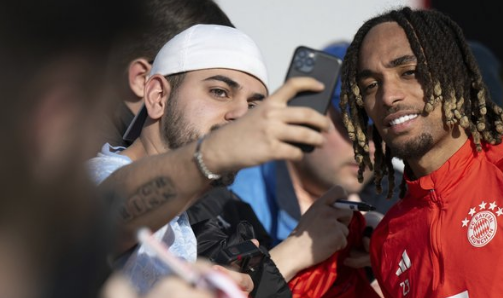 Foto - Galatasaray'da sol bek harekatı! Sağ tamam sıra solda! O gelişme İngiltere’yi şok etti: Film koptu kopuyor…