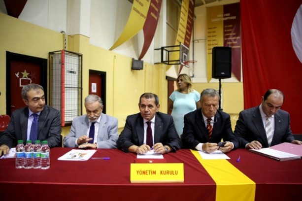 Foto - Galatasaray'da sürpriz karar!