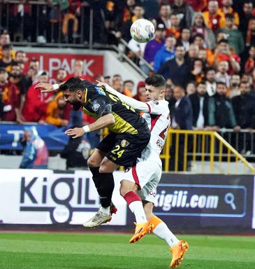 Foto - Galatasaray'da temizlik başlıyor! 5 isimle birden yollar ayrılacak...