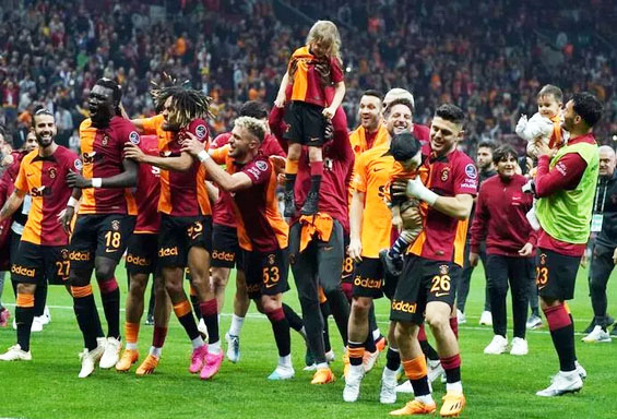 Foto - Galatasaray'da temizlik başlıyor! 5 isimle birden yollar ayrılacak...