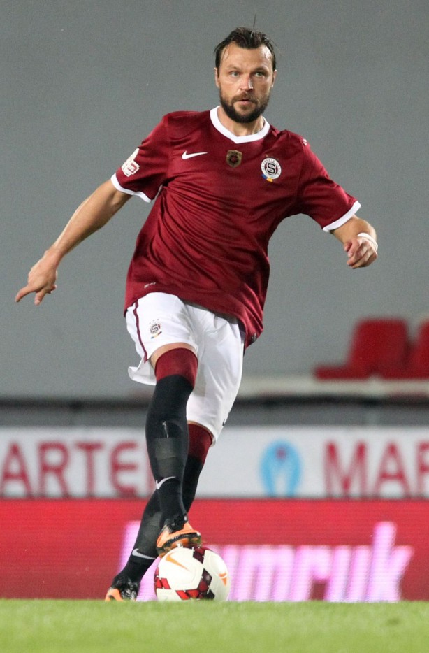 Foto - Galatasaray'da ve Sparta Prag'da forma giyen Ujfalusi’den olay sözler! "Karşılaştırılamazlar bile"