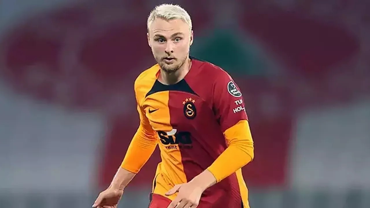 Galatasaray'da Victor Nelsson için sürpriz karar!