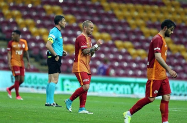 Foto - Galatasaray'da yaşanan krizin perde arkası! 
