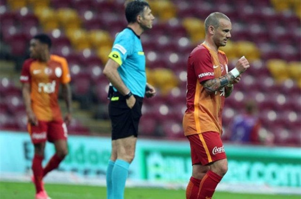 Foto - Galatasaray'da yaşanan krizin perde arkası! 