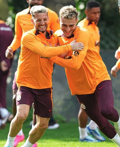 Foto - Galatasaray'da yer yerinden oynayacak! Okan Buruk kararını verecek... Atacakları bomba adımı böyle duyurdu