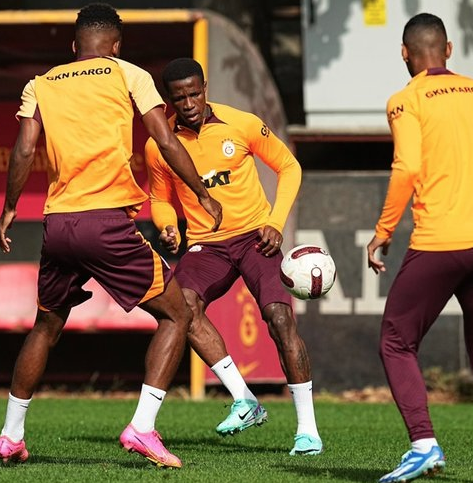 Foto - Galatasaray'da yer yerinden oynayacak! Okan Buruk kararını verecek... Atacakları bomba adımı böyle duyurdu