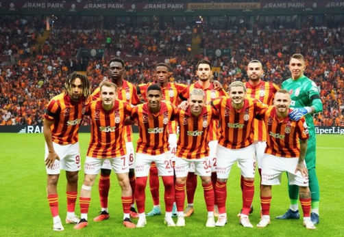 Galatasaray'da yer yerinden oynayacak! Okan Buruk kararını verecek... Atacakları bomba adımı böyle duyurdu