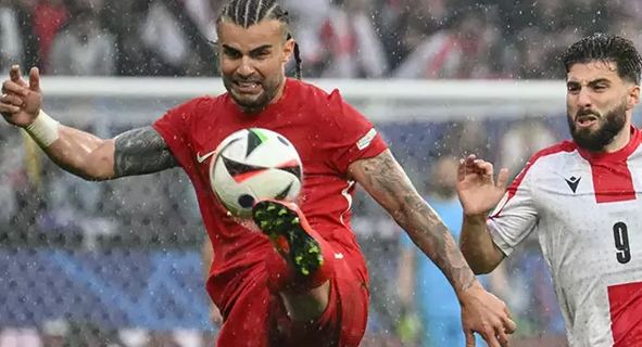 Foto - Galatasaray'da yer yerinden oynayacak! Okan Buruk kararını verecek 