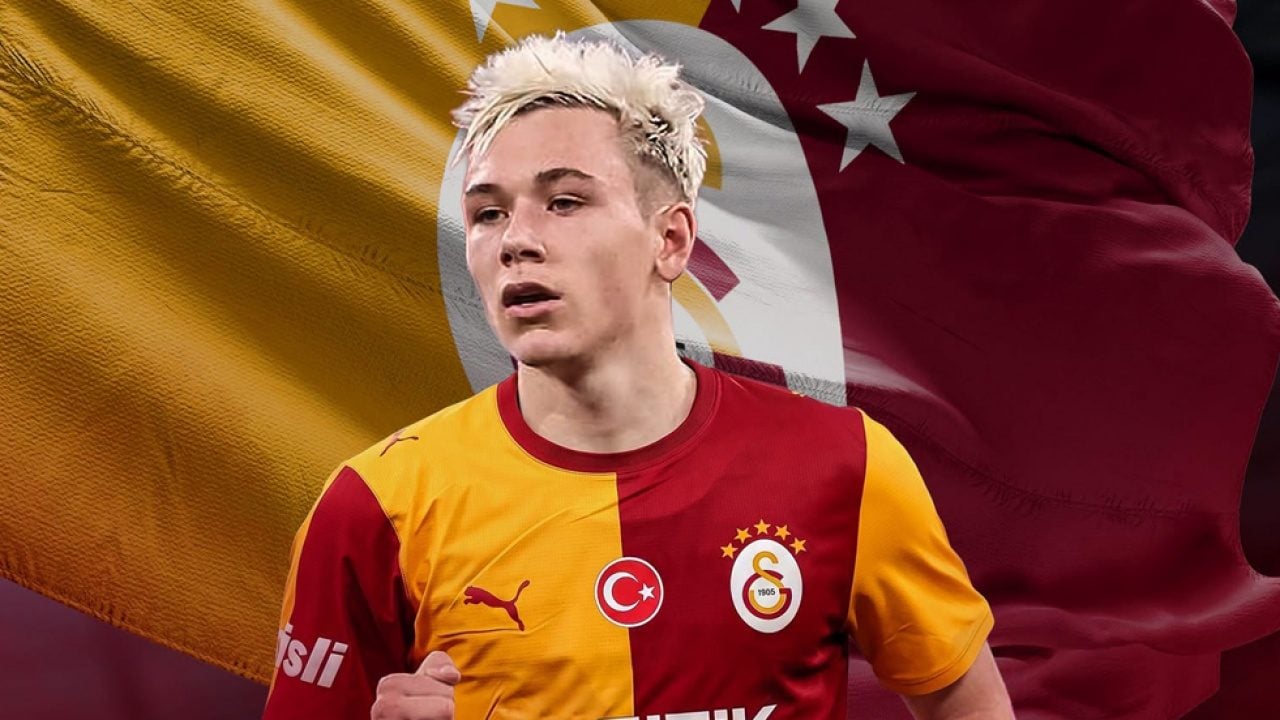 Foto - Galatasaray’da yerini sağlamlaştırdı! Batrakov rüzgârı esiyor