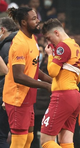 Foto - Galatasaray'da yol ayrımı yakın! 2 yıldız yolcu!