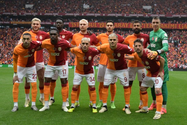 Foto - Galatasaray'dan Beşiktaş'ın eski yıldızına kanca! Okan Buruk'un yeni gözdesi... Yer yerinden oynayacak!