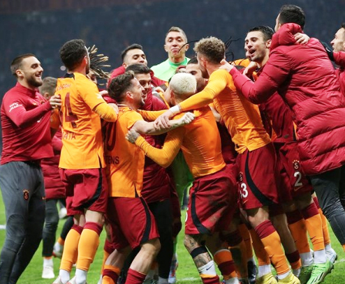 Foto - Galatasaray’dan bomba transfer harekatı: Talebimiz budur… Hemen hazırlanmalıyız hemen!