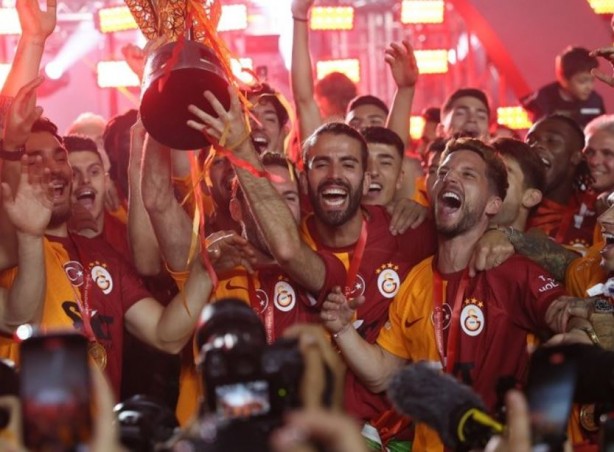 Foto - Galatasaray'dan Fenerbahçe'ye transfer çalımı