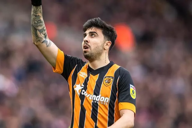 Foto - Galatasaray'dan Fenerbahçe'ye yılın transfer çalımı! Kanarya'nın eski yıldızı Cim-Bom’a imza atıyor