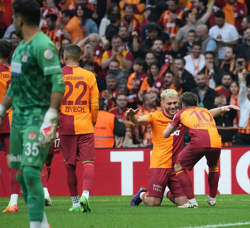 Galatasaray'dan flaş "Mertens" çıkışı! Bu sefer olacak mı? Gözler bu görüşmede...