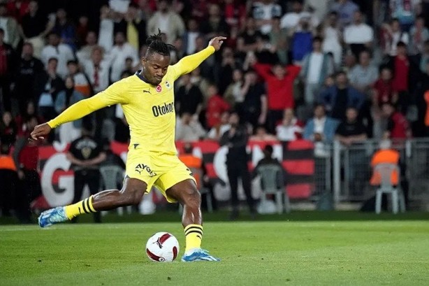 Foto - Galatasaray'dan görülmemiş teklif! Yıldız oyuncuya 18 milyon Euro...