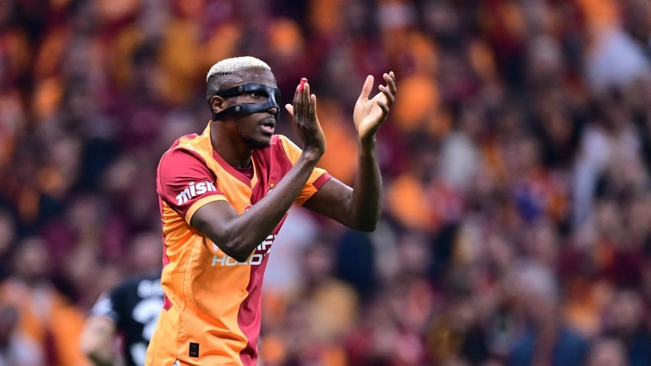 Foto - Galatasaray’dan hakeme sert gönderme! "Kol kola kardeşler" paylaşımı olay oldu