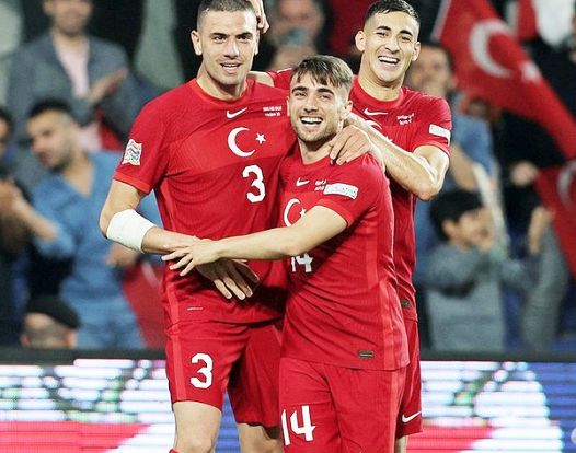 Foto - Galatasaray'dan İtalya çıkarması... Müjde verildi: Baştan aşağı değişti